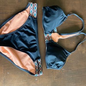 Xhilaration Black and colored pattern bikini!